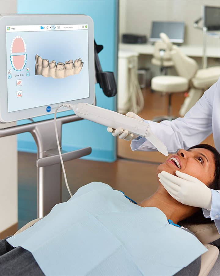 Unsichtbare Zahnspangen - Invisalign Zürich